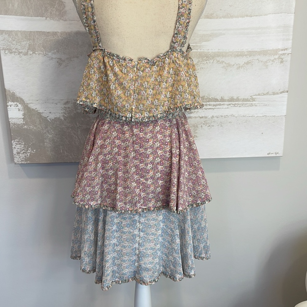 Storia Layered Ruffle Floral Dress - Picture 6 of 8